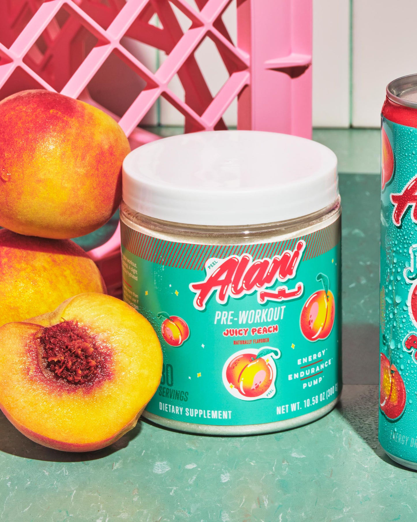 pre-workout-juicy-peach-30-servings-p8 old_ProductPagePWOLifestyle3_77022674-d0da-499a-8941-6c66b1f93261.jpg